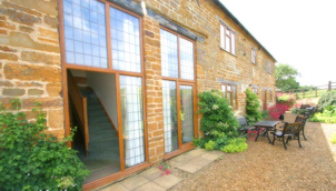 East Haddon Grange - country cottages (medium to long term letting)